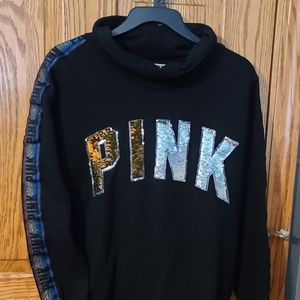 Fits like small/medium. PINK cow neck sweatshirt